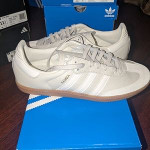 Adidas Women's Samba Athletic shoe OG-W